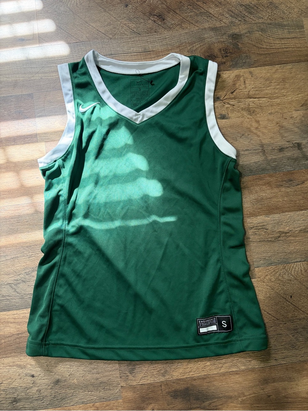 Bundle‑2 Nike Dri‑Fit Women’s Basketball Jersey Tanks Green S / Red M Athletic T